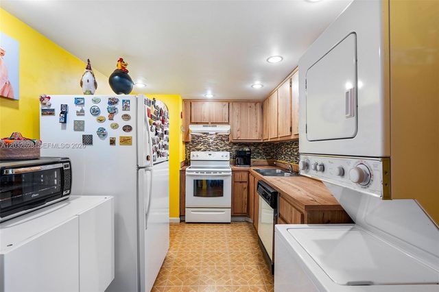 780 NE 69th Street 2404, Miami, FL 33138