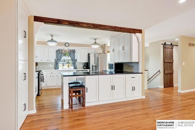 13576 Walnut Street, Omaha, NE 68144