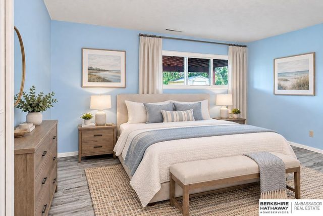 13576 Walnut Street, Omaha, NE 68144