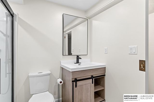 13576 Walnut Street, Omaha, NE 68144