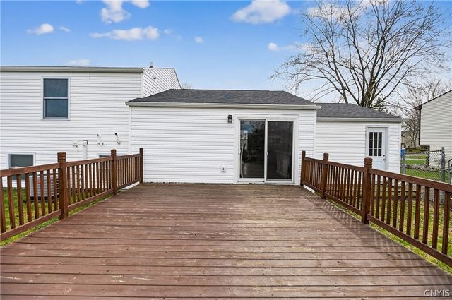 8485 Chinkapin Circle, Cicero, NY 13039