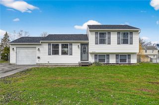 8485 Chinkapin Circle, Cicero, NY 13039