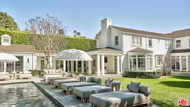 12921 MARLBORO Street, Los Angeles, CA 90049