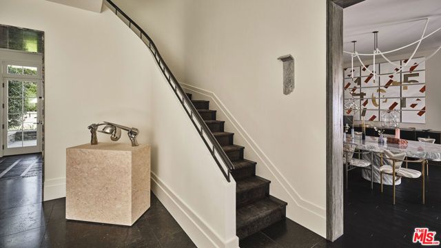 12921 MARLBORO Street, Los Angeles, CA 90049