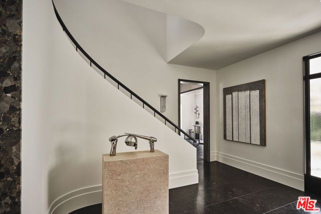 12921 MARLBORO Street, Los Angeles, CA 90049