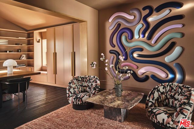 12921 MARLBORO Street, Los Angeles, CA 90049