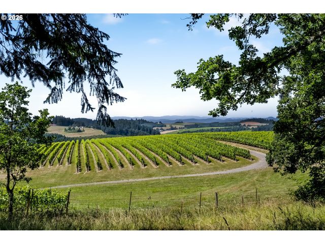 17340 Ne WOODLAND LOOP Rd, Yamhill, OR 97148
