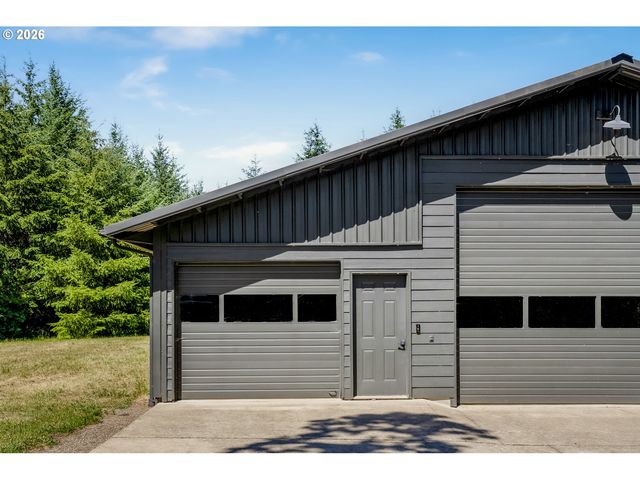 17340 Ne WOODLAND LOOP Rd, Yamhill, OR 97148