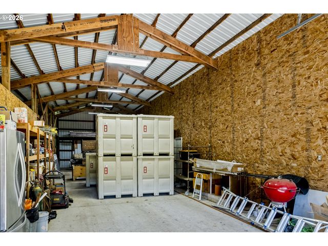 17340 Ne WOODLAND LOOP Rd, Yamhill, OR 97148