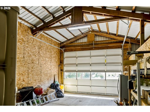 17340 Ne WOODLAND LOOP Rd, Yamhill, OR 97148