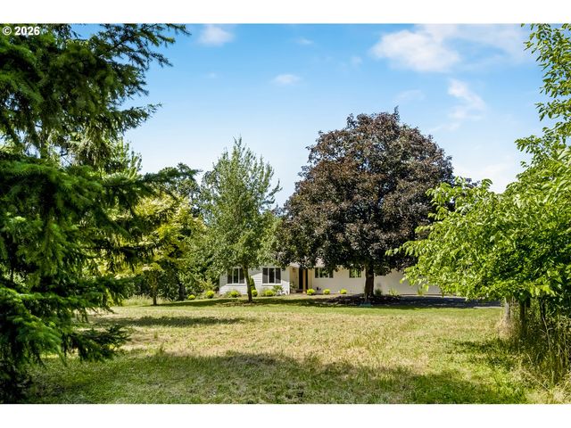 17340 Ne WOODLAND LOOP Rd, Yamhill, OR 97148