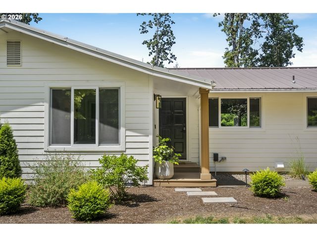 17340 Ne WOODLAND LOOP Rd, Yamhill, OR 97148