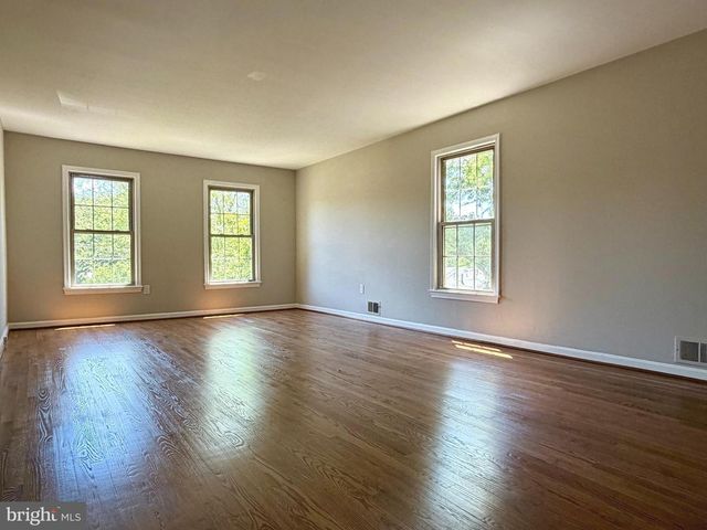 9106 JONES MILL RD, Chevy Chase, MD 20815