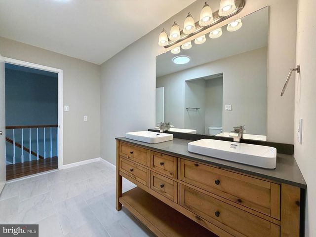 9106 JONES MILL RD, Chevy Chase, MD 20815