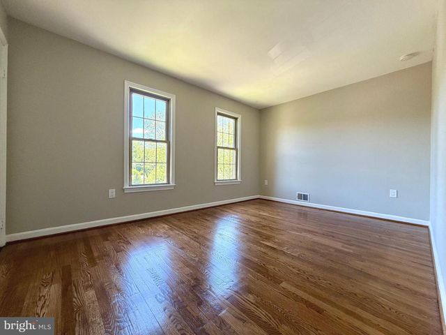9106 JONES MILL RD, Chevy Chase, MD 20815