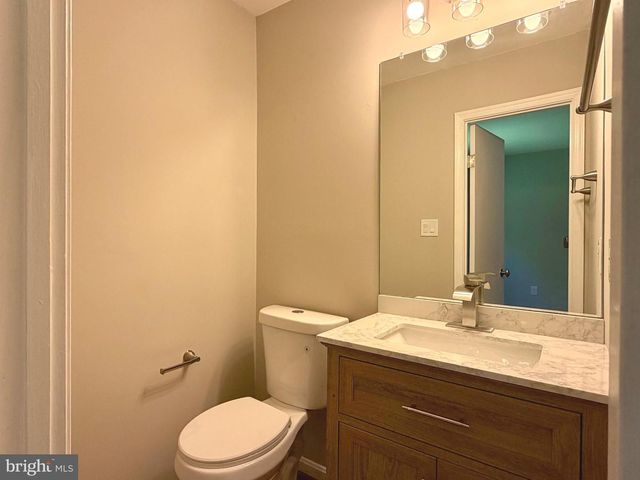 9106 JONES MILL RD, Chevy Chase, MD 20815