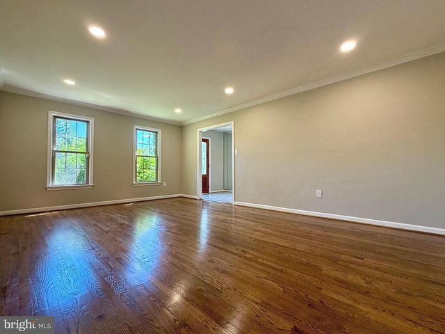 9106 JONES MILL RD, Chevy Chase, MD 20815