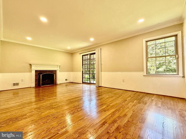 9106 JONES MILL RD, Chevy Chase, MD 20815