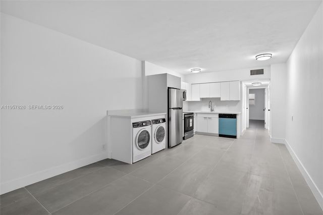 1740 Funston ST 5, Hollywood, FL 33020