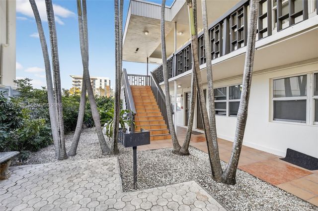 1740 Funston ST 5, Hollywood, FL 33020