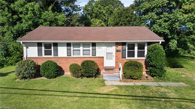 2546 Rosemary Drive, Winston-salem, NC 27105