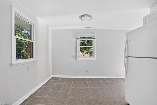 2546 Rosemary Drive, Winston-salem, NC 27105
