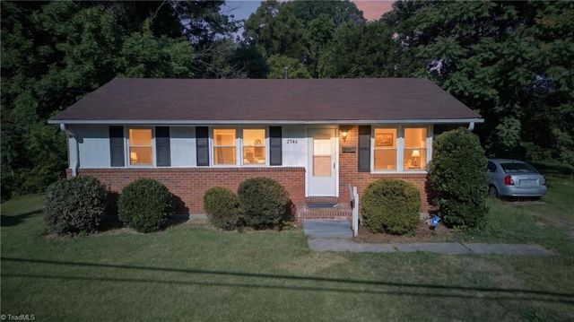 2546 Rosemary Drive, Winston-salem, NC 27105