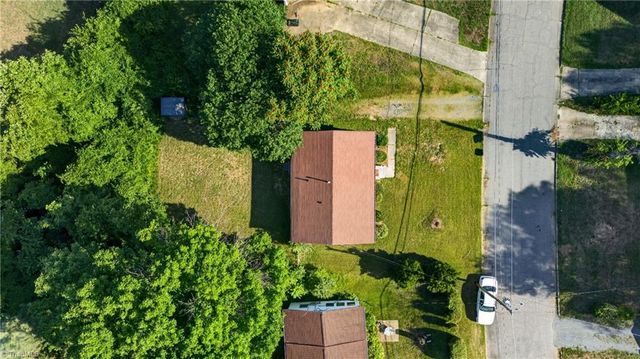 2546 Rosemary Drive, Winston-salem, NC 27105