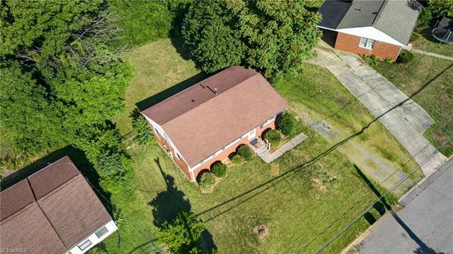 2546 Rosemary Drive, Winston-salem, NC 27105