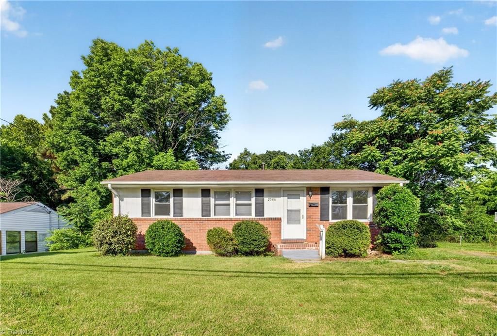 2546 Rosemary Drive, Winston-salem, NC 27105