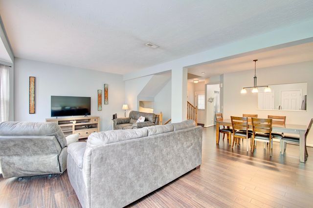 368 Shadow Ridge Drive, Cold Spring, KY 41076