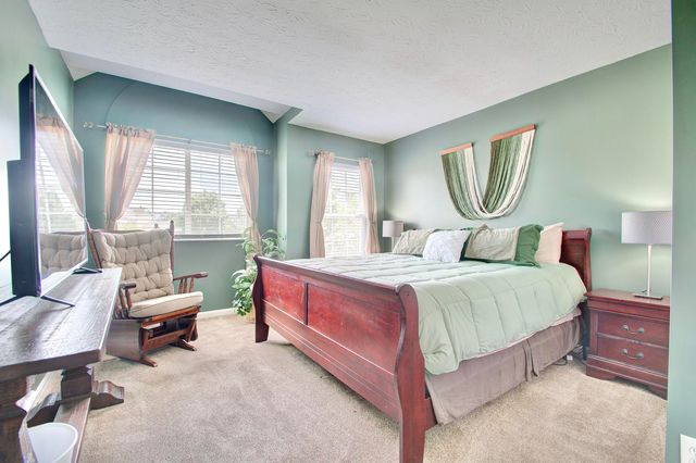 368 Shadow Ridge Drive, Cold Spring, KY 41076