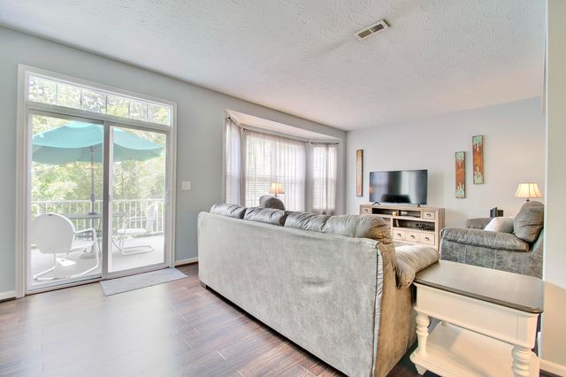 368 Shadow Ridge Drive, Cold Spring, KY 41076