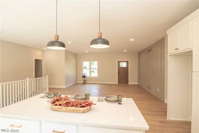 4327 Skycrest Drive NW, Canton, OH 44718