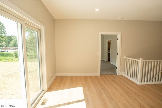 4327 Skycrest Drive NW, Canton, OH 44718