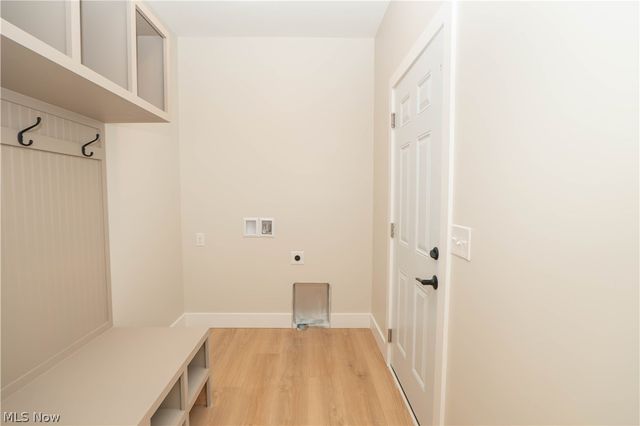 4327 Skycrest Drive NW, Canton, OH 44718