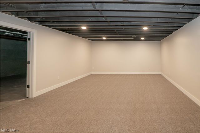 4327 Skycrest Drive NW, Canton, OH 44718