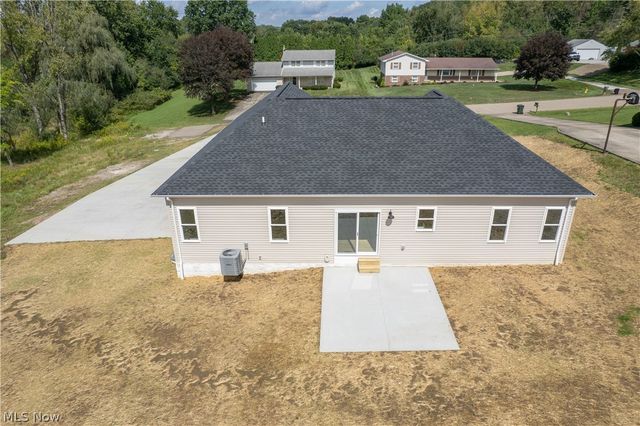4327 Skycrest Drive NW, Canton, OH 44718