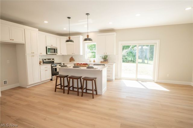 4327 Skycrest Drive NW, Canton, OH 44718