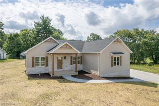 4327 Skycrest Drive NW, Canton, OH 44718