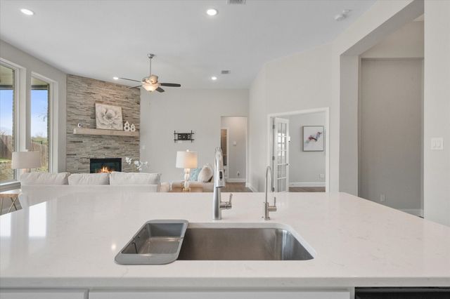 157 Fairweather Drive, Burleson, TX 76028