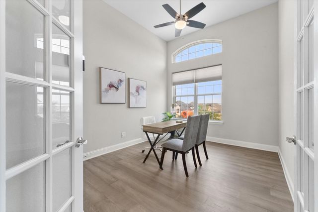 157 Fairweather Drive, Burleson, TX 76028