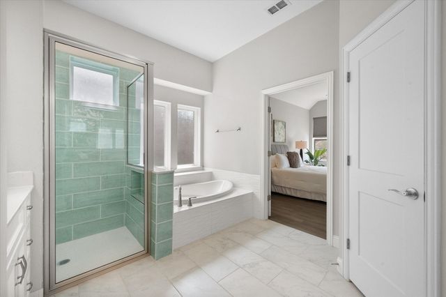 157 Fairweather Drive, Burleson, TX 76028