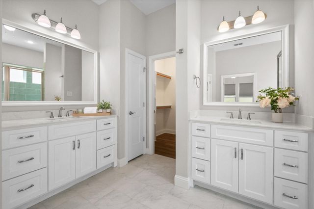 157 Fairweather Drive, Burleson, TX 76028