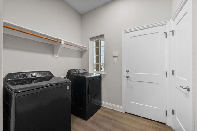 157 Fairweather Drive, Burleson, TX 76028