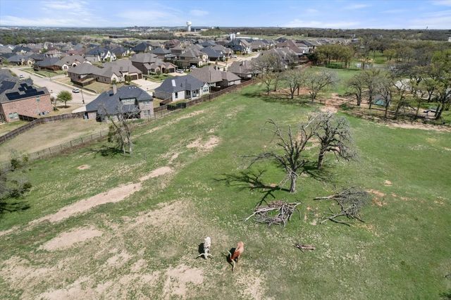 157 Fairweather Drive, Burleson, TX 76028