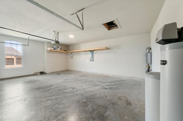 157 Fairweather Drive, Burleson, TX 76028