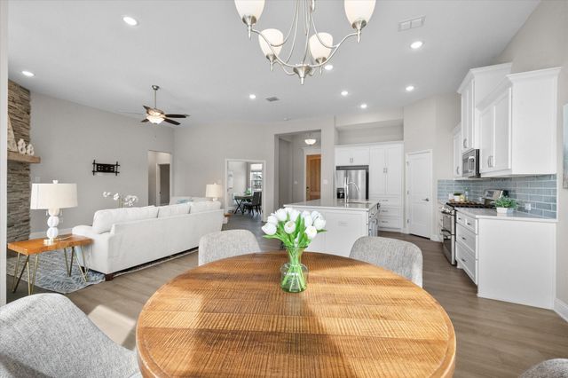 157 Fairweather Drive, Burleson, TX 76028