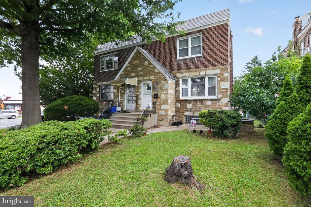2003 OAKMONT ST, PHILADELPHIA, PA 19152 — exterior