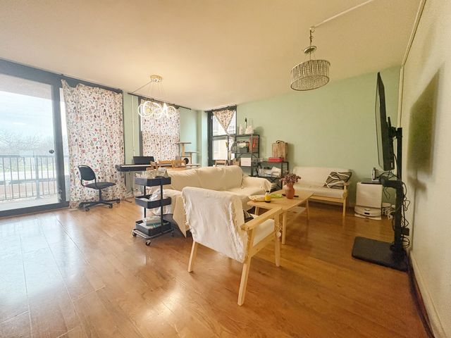 3021 S Michigan Avenue 306, Chicago, IL 60616